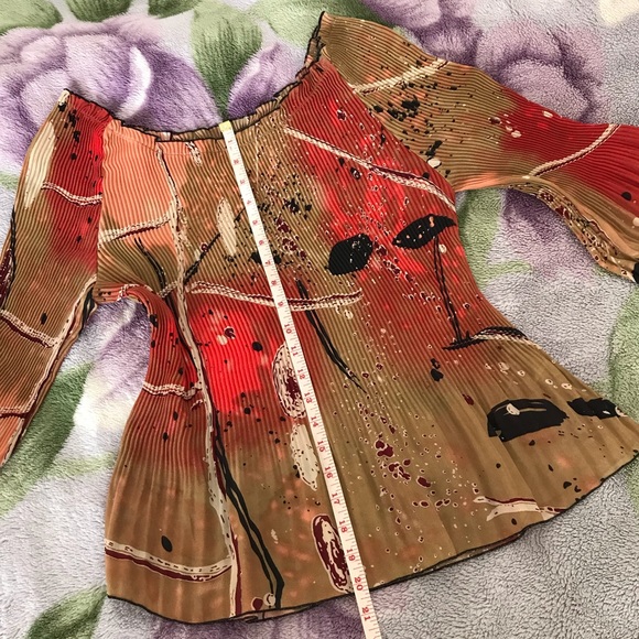 Jaipur Brand Crinkle Fabric 2/3 Sleeve Colorful Blouse - Picture 13 of 14